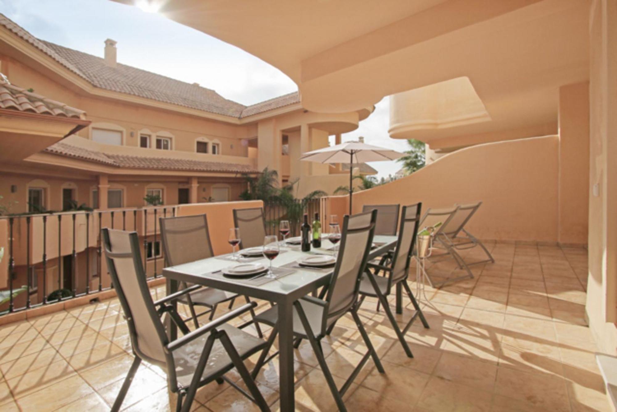 Aloha Hill Club Lluxury 5 Star Golf Resort Near Puerto Banus And Марбелья Екстер'єр фото