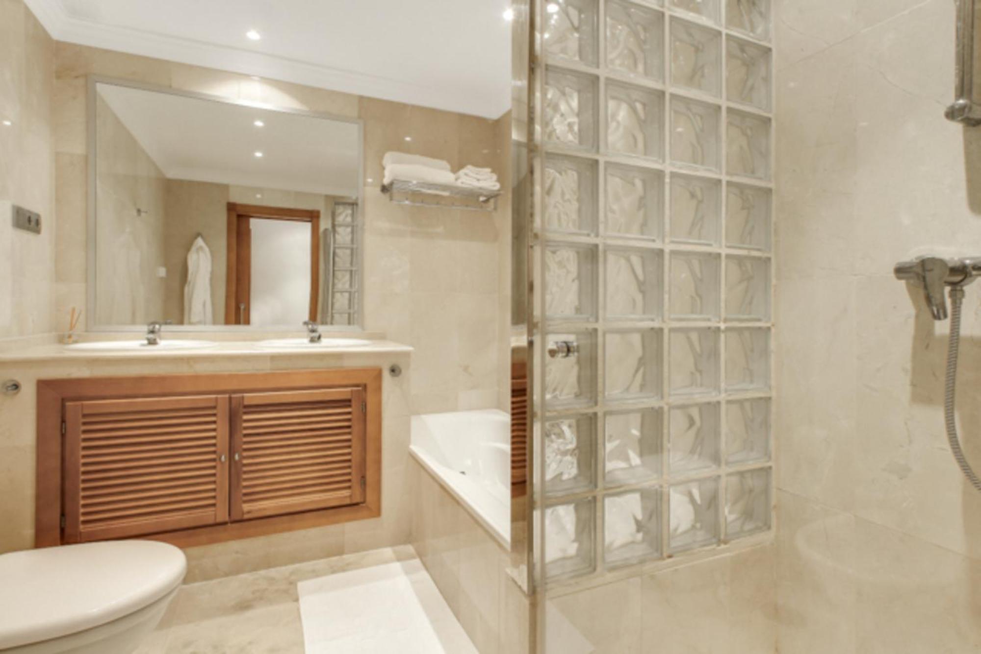 Aloha Hill Club Lluxury 5 Star Golf Resort Near Puerto Banus And Марбелья Екстер'єр фото