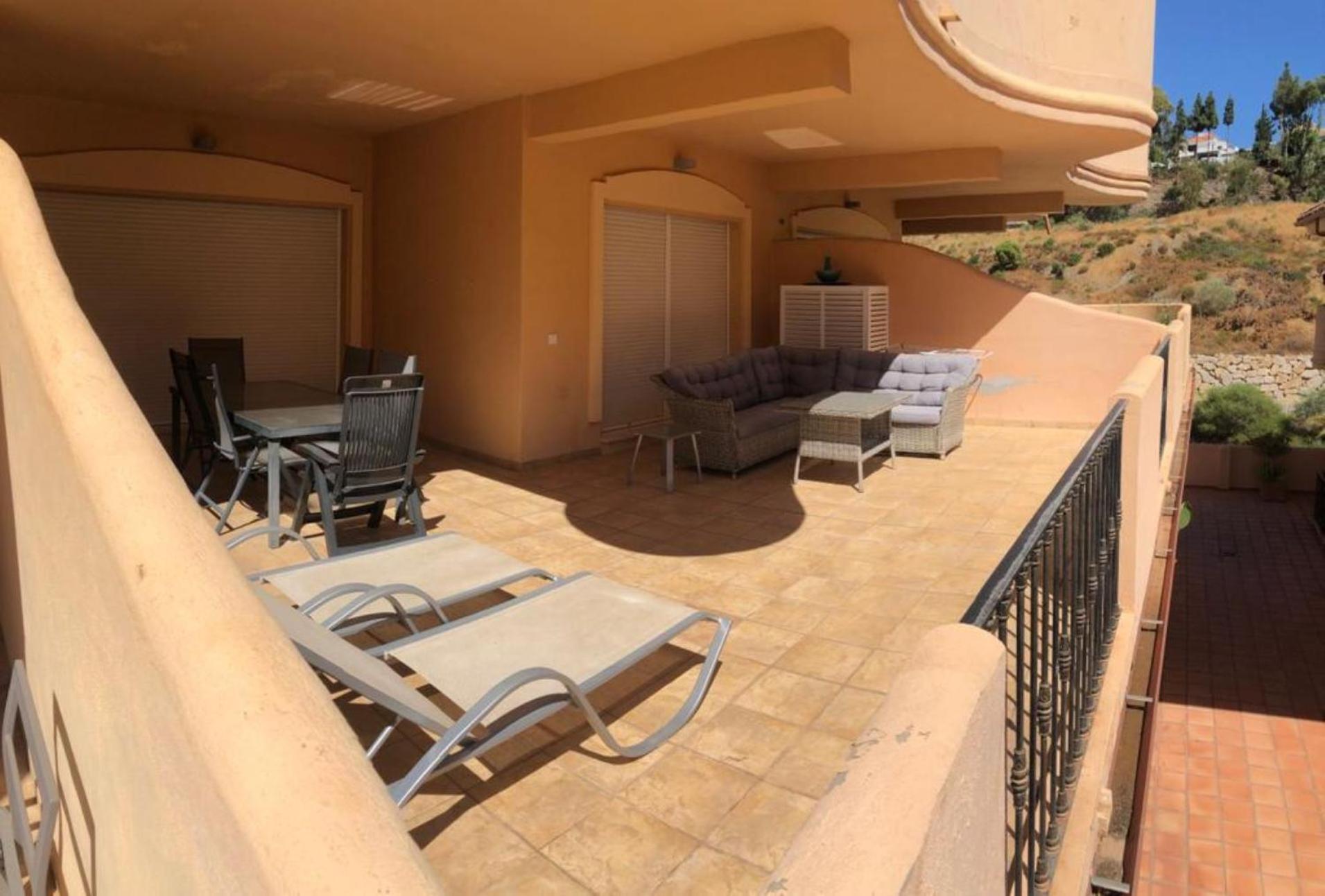 Aloha Hill Club Lluxury 5 Star Golf Resort Near Puerto Banus And Марбелья Екстер'єр фото